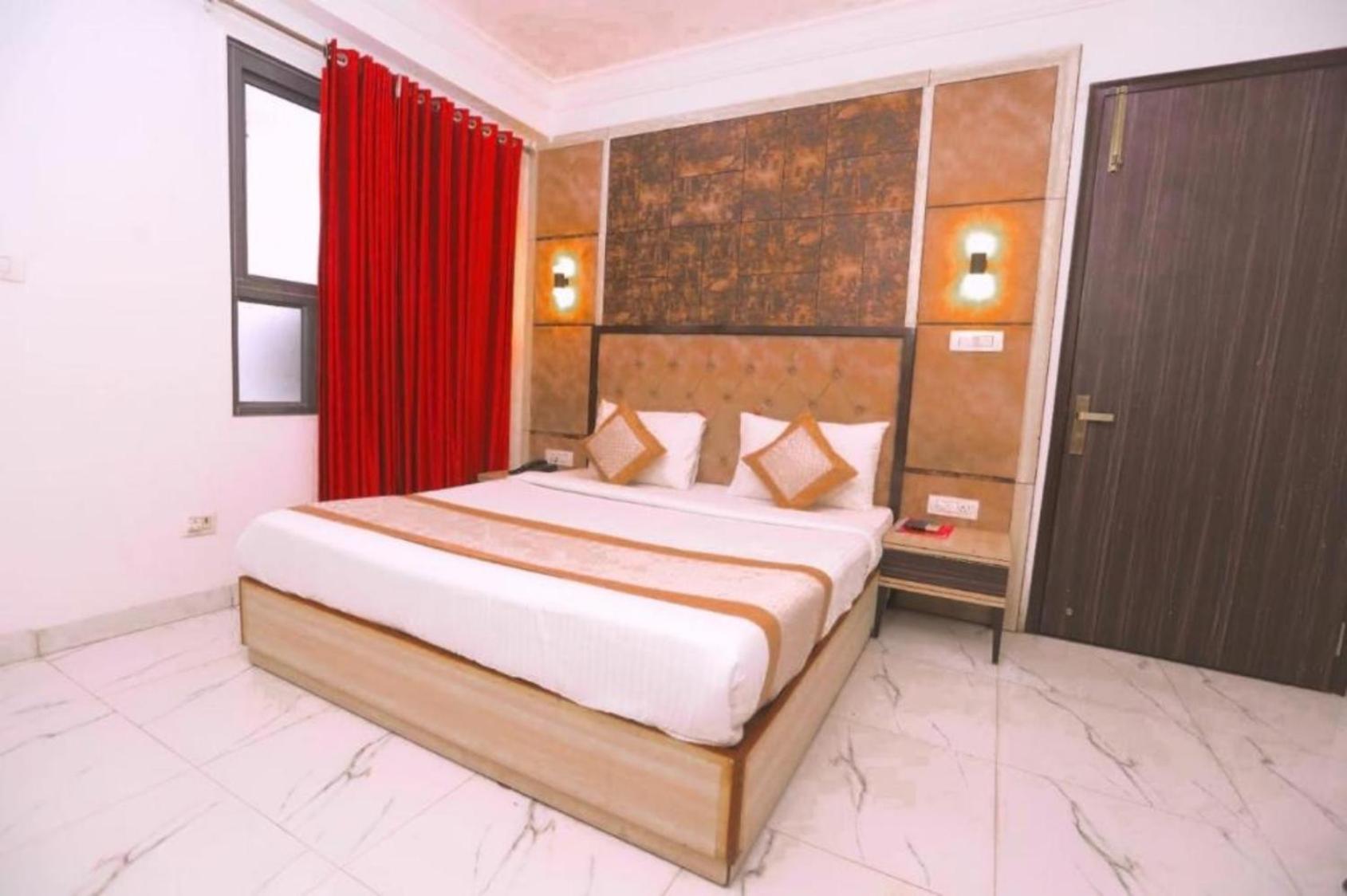 Hotel The Almora By Rs Global Near By Delhi International Airport With - Free Airport Drop New Delhi Exterior photo